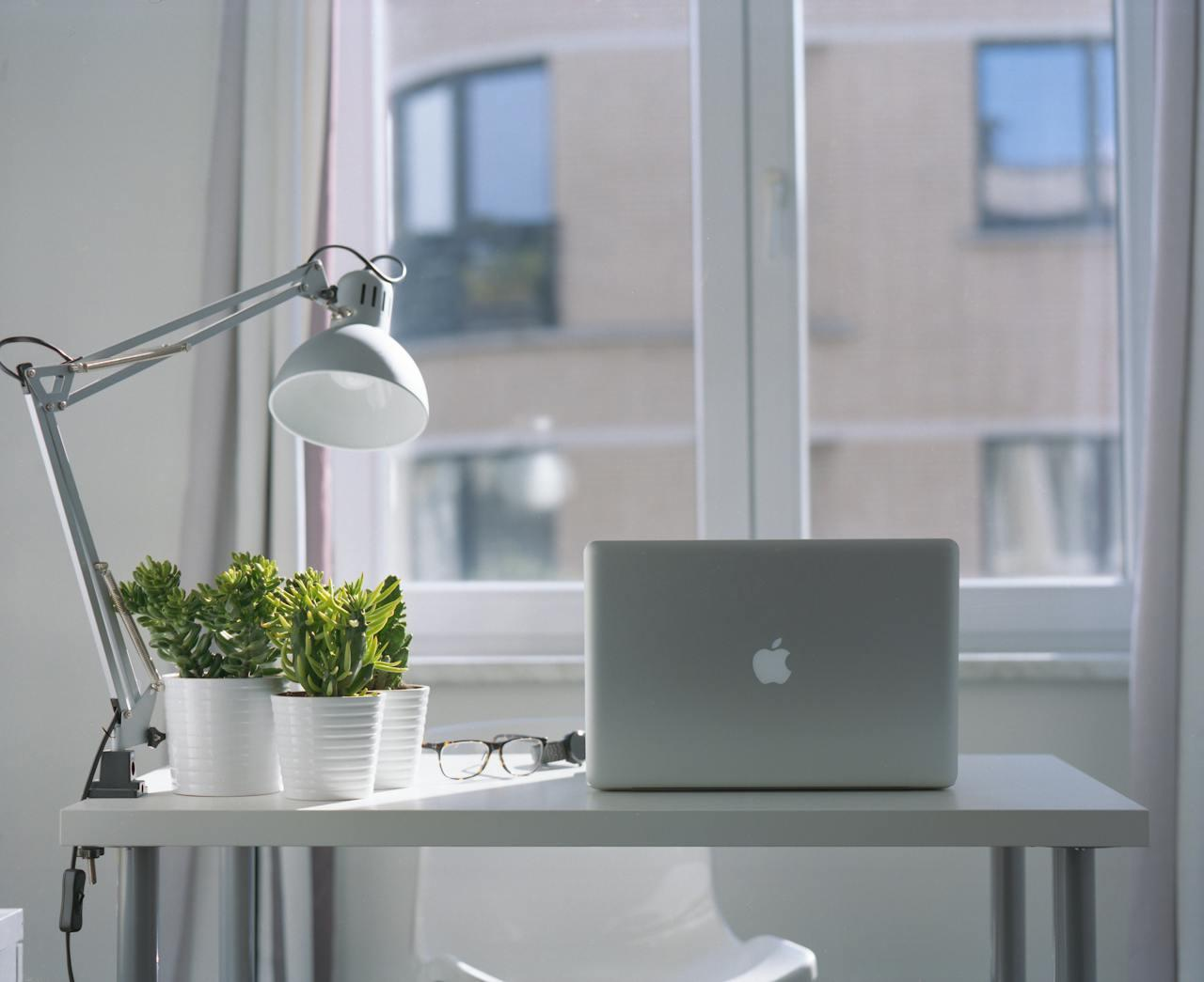 Why Does Working at a Desk Make Me Even More Tired? Leading a Sedentary Lifestyle