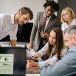 How to Design a Successful Onboarding Program in Large Companies